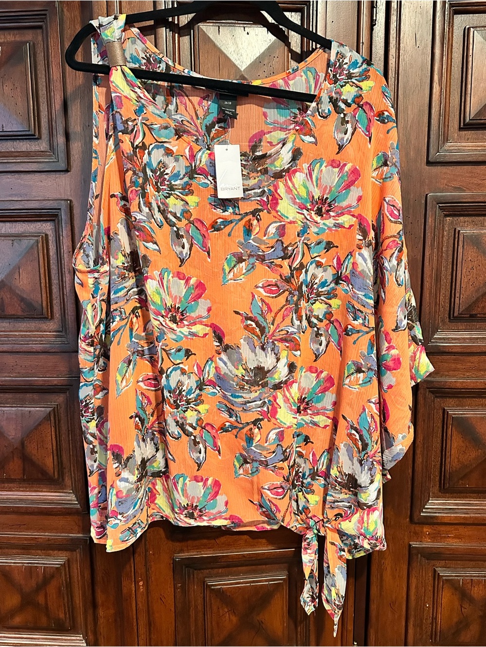 26/28 ONE Cold-Shoulder Tie-Hem Top Lane Bryant UNIQUE DETAILS